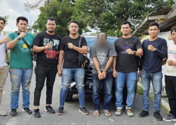 Kanit II Sat Narkoba Polres Simalungun IPDA Froom Pimpa Siahaan SH bersama Tim saat tangkap bandar narkoba MN alias Tubin.
