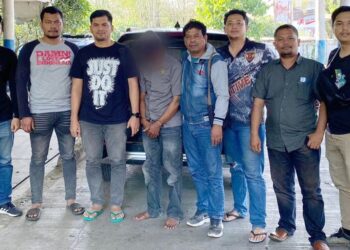 Bandar narkoba, SR diapit Kanit 2 Sat Narkoba IPDA Froom Pimpa Siahaan dan Tim
