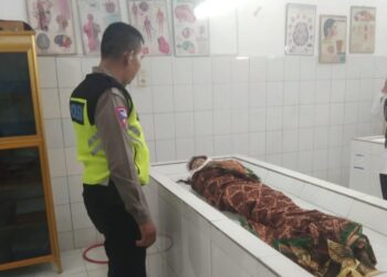 Jasad Bocah 6 tahun, Deyna Khalisa Shaqi diruangan jenajah RSUD dr Djasamen Saragih Kota Siantar