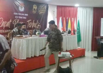 Rapat Pleno Hasil Rekapitulasi Suara Pemilu 2024 di Tebing Tinggi