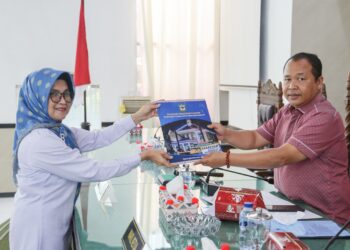 dr Susanti Sampaikan Nota Jawaban Atas Pandangan Umum Fraksi DPRD Siantar Atas LKPJ Walikota TA 2023