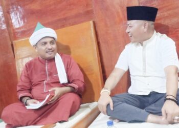 Drs. Nikson Nababan, M.Si mengunjungi kediaman Tuan Guru Batak (TGB) Syekh Dr. H. Ahmad Sabban El-Ramaniy Rajagukguk, M.A