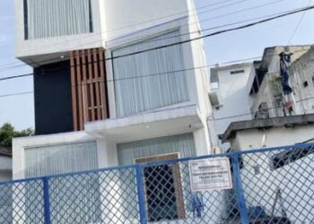 Kantor Partai Nasdem Kabupaten Labuhanbatu di Jalan.Kartini, Rantauprapat, Labuhanbatu disita KPK. (Foto Ist)