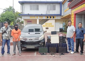 Kapolsek Medan Kota, Kompol Selvintriansih, S.I.K., M.H memberikan keterangan soal kasus tindak pidana Curat disebuah perusahaan Jalan Haji Misbah, Kelurahan Hamdan, Medan Maimun. (Foto Ist)