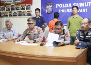 Kapolres Dairi, AKBP Agus Bahari Parama Artha saat paparan atas penangkapan pelaku penghina suku Pakpak. (Foto Ist)