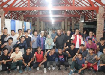 dr Susanti Menjamu Makan Malam Tim Sepakbola PON Sumut di Rumdis Walikota Siantar