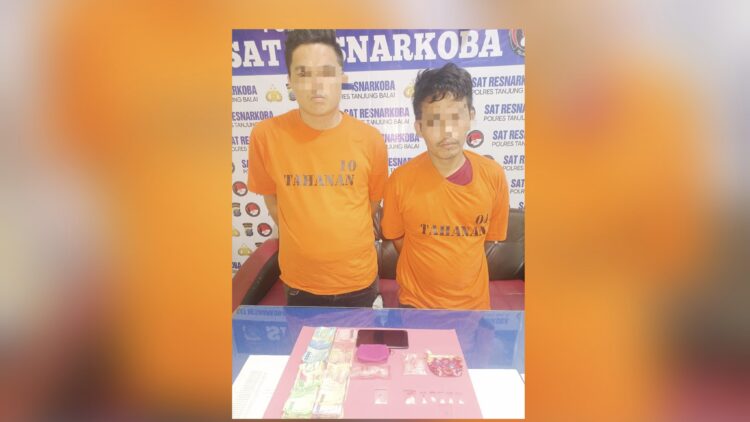 Kedua bandar, D alias P dan MS alias I beserta barang bukti di bawa ke Polres Tanjung Balai