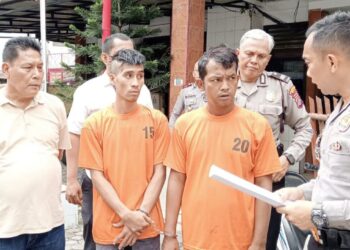 Dua maling pagar ditangkap Polsek Medan Area. (Foto Ist)