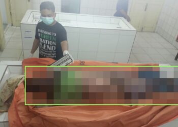 Jenajah korban saat diruangan jenajah RSUD dr Djasamen Saragih