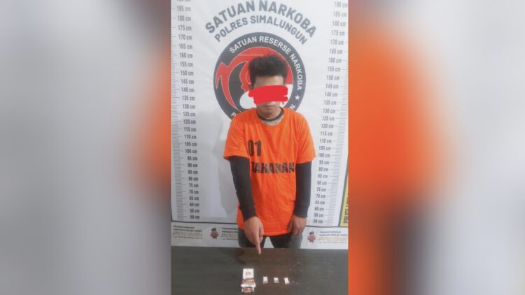 Tersangka LP dan barang bukti