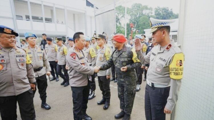 Pastikan Keamanan Kunjungan Paus Fransiskus, Kapolri Tinjau Posko Ops Tribrata Jaya 2024