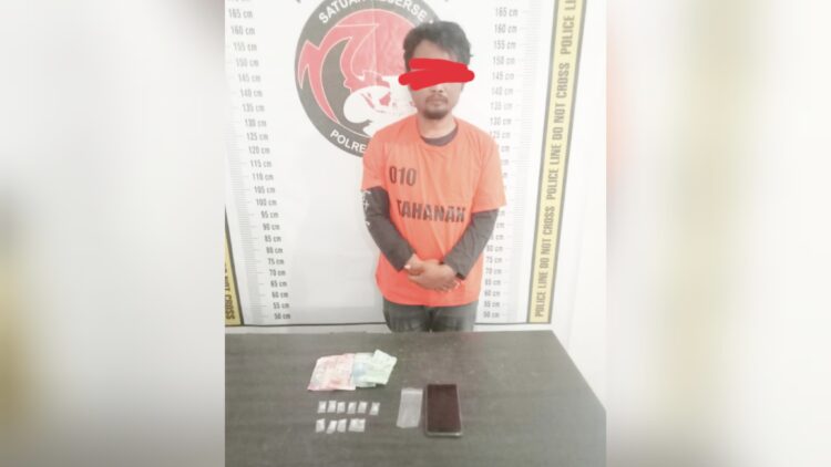 Pelaku Fery Lubis dan barang bukti sudah diserahkan ke Sat Resnarkoba Polres Simalungun