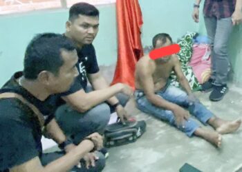 Kanit Idik 1 Sat Narkoba Polres Simalungun IPDA Sugeng Suratman SH dan IPDA Froom Pimpa Siahaan SH saat tangkap bandar sabu Sugianto alias Borok