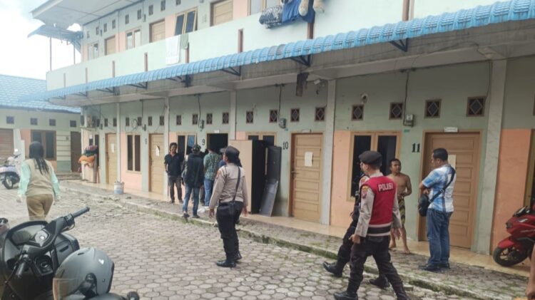Sat Resnarkoba Polres Siantar Razia Kos Debora