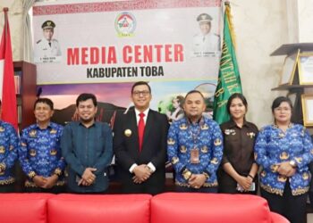 Pjs Bupati Toba, Dr. Agustinus Panjaitan