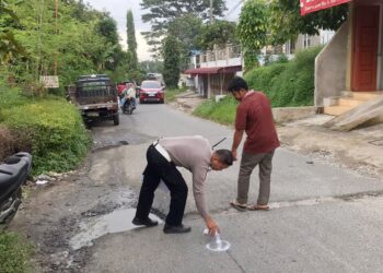 Personil Unit Gakkum Sat Lantas saat olah TKP