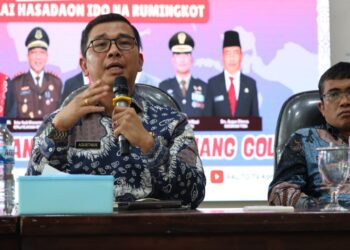 Pjs Bupati Toba, Dr. Agustinus Panjaitan gelar Temu Pers dengan Jurnalis