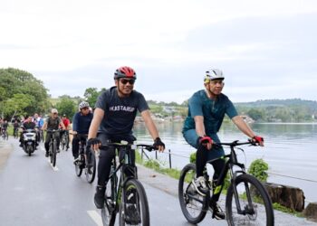 Pjs Bupati Toba, Dr. Agustinus Panjaitan dan Forkopimda Gowes Bersama
