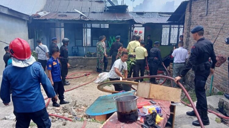 Kebakaran di Jalan Sejahtera