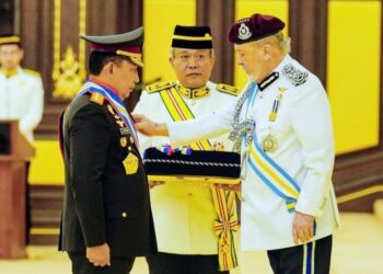 Kapolri Jenderal Listyo Sigit Prabowo Terima Penghargaan PGPP dari Kerajaan Malaysia