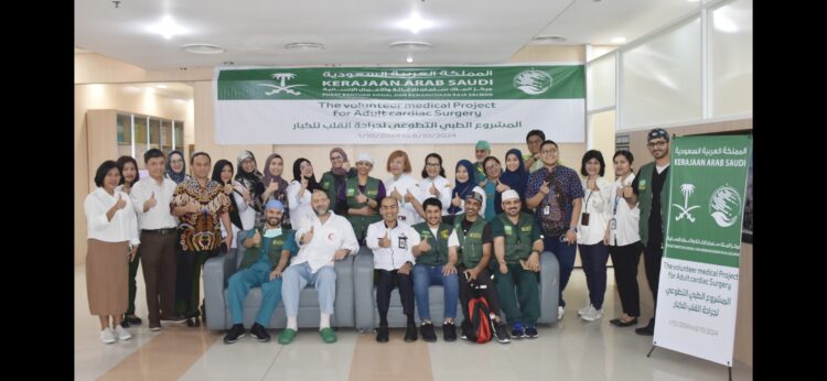 RS Adam Malik bersama tim dokter King Salman Humanitarian Aid and Relief Center (KSRelief) dari Arab Saudi