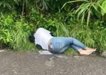 Mayat wanita di Jalan Ismail Harun, Kecamatan Percut Seituan, Kabupaten Deliserdang. (Foto Ist)