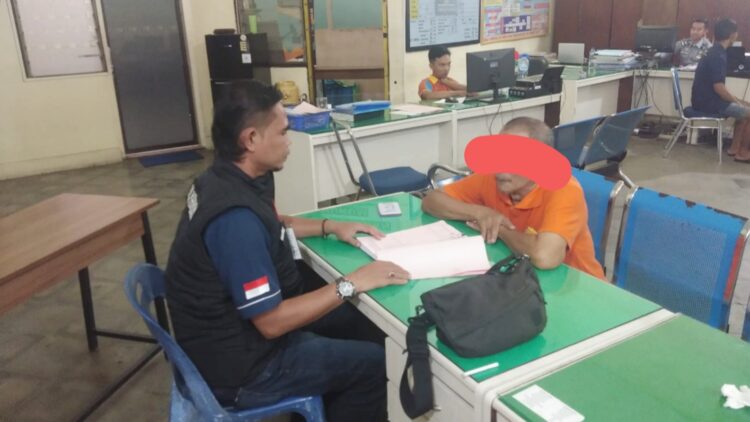 tersangka cabul Muhammad Soleh saat diserahkan ke Lapas Kelas IIA Pematangsiantar untuk di tahan