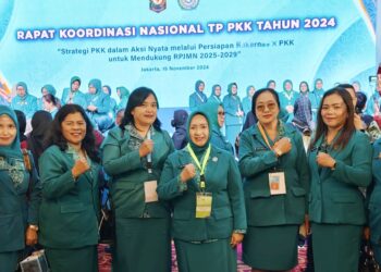 Pjs Ketua TP PKK Kota Siantar Ny Sonya Sofia TS Matheos Tan SCom menghadiri Rakornas TP PKK Tahun 2024