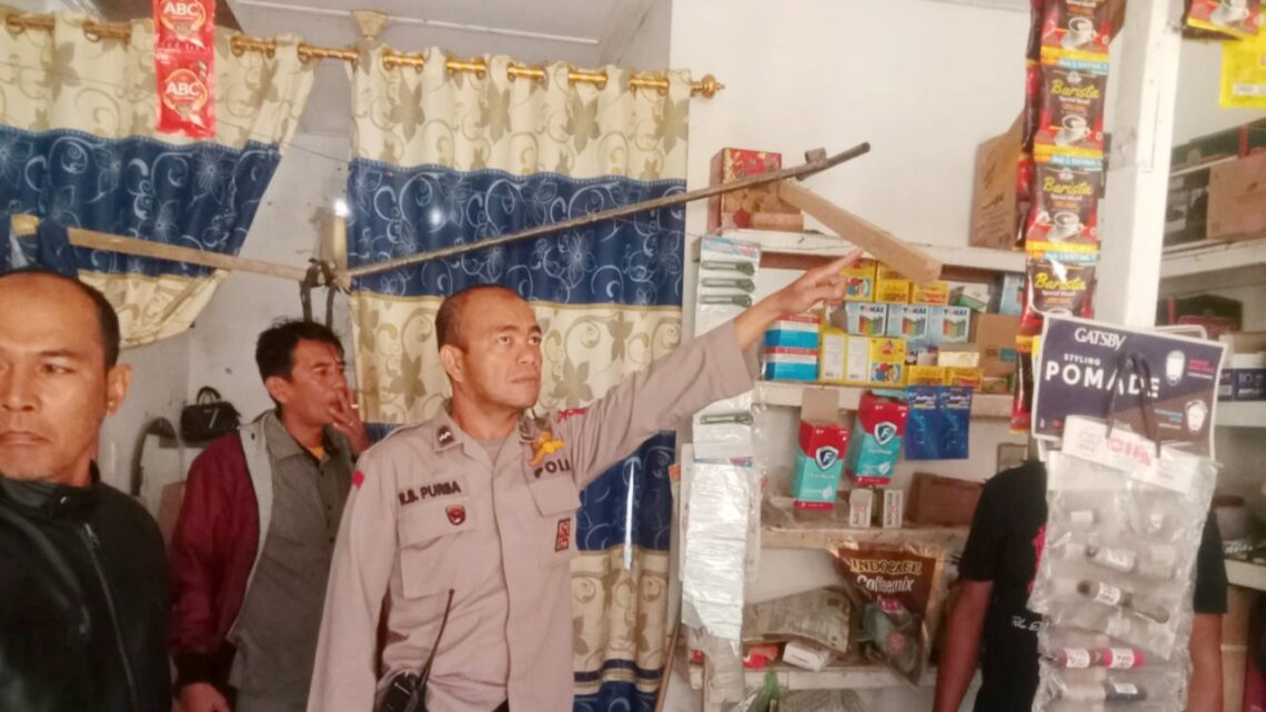 Kanit Reskrim IPDA H. Matondang SH saat pimpin olah TKP