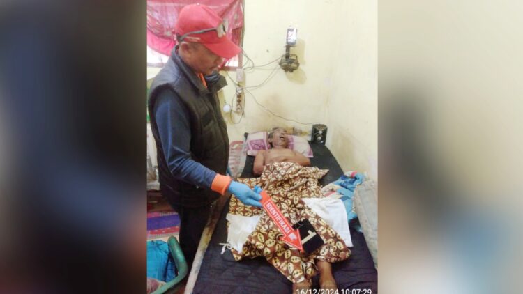 jenajah korban Suprianto saat masih di TKP