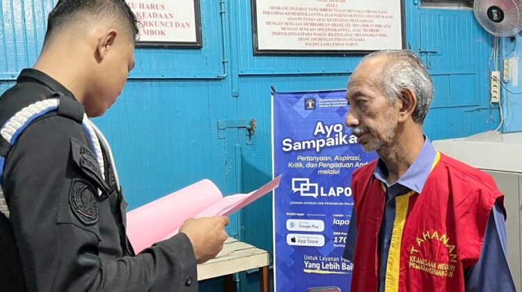 Mahmud mantan General Manager (GM) PT Graha Sarana Duta (GSD) yang dituntut 1,5 tahun penjara. (Foto Ist)