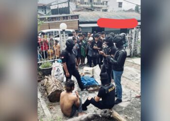 Timsus Polres Siantar saat amankan pelaku FS di TKP