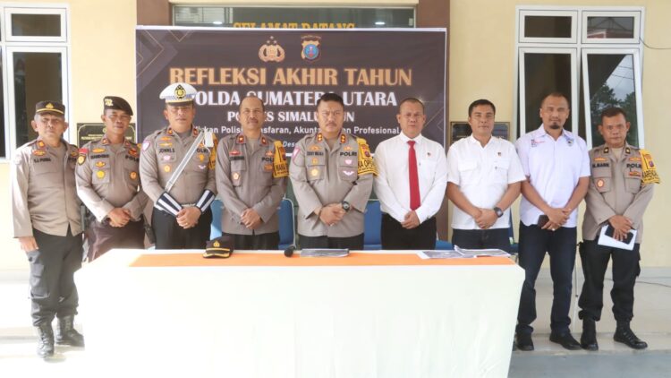Kapolres Simalungun AKBP Choky Sentosa Meliala, S.I.K., S.H., M.H saat pimpin Refleksi Akhir Tahun 2024
