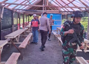 Polda Sumut bersama personil TNI dari Kodam I/BB menggerebek lima lokasi diduga menjadi sarang peredaran narkoba di Kabupaten Deli Serdang dan Langkat