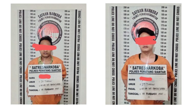 kedua tersangka I alias Ipong dan YS