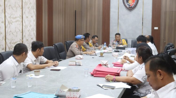 Kapolres Simalungun AKBP Choky Sentosa Meliala, S.I.K., S.H., M.H Sidak ke ruangan Penyidikan Sat Reskrim