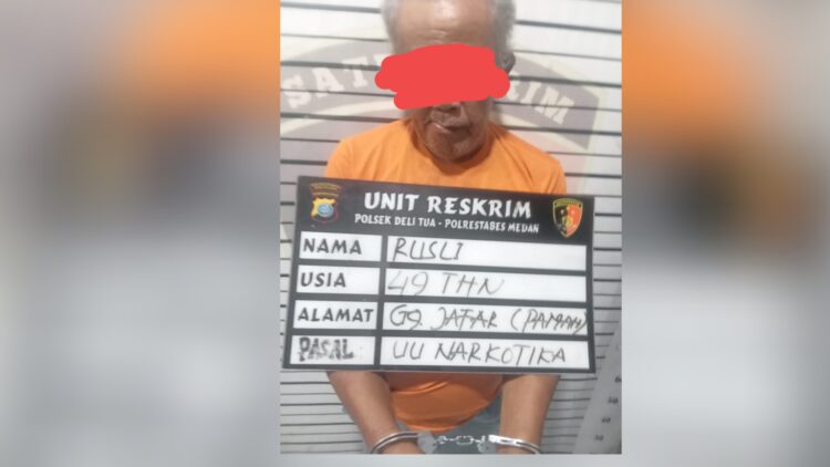 R Pelaku pengedar narkoba jenis sabu yang diringkus Polsek Delitua. (Foto Ist)