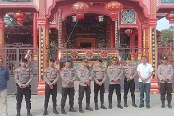 olres Tanjung Balai dipimpin Perwira pengendali (Padal) IPDA Wahyu Sutrisno Putra melaksanakan pengamanan dan monitoring perayaan Cap Go Meh tahun 2025