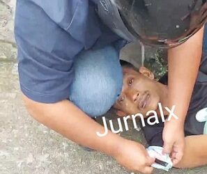 Tersangka RC saat ditangkap Tim Opsnal Sat Resnarkoba Polres Pematangsiantar 