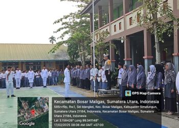 Kasat Lantas Polres Simalungun AKP Jonni FH Sinaga, SH pimpin sosialisasi Operasi Keselamatan Toba Tahun 2025 di SMK Satria Budi Perdagangan