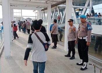 Personil Polres Tanjung Balai Laksanakan Pengamanan Pemulangan 28 WNI di Deportasi dari Malasya 