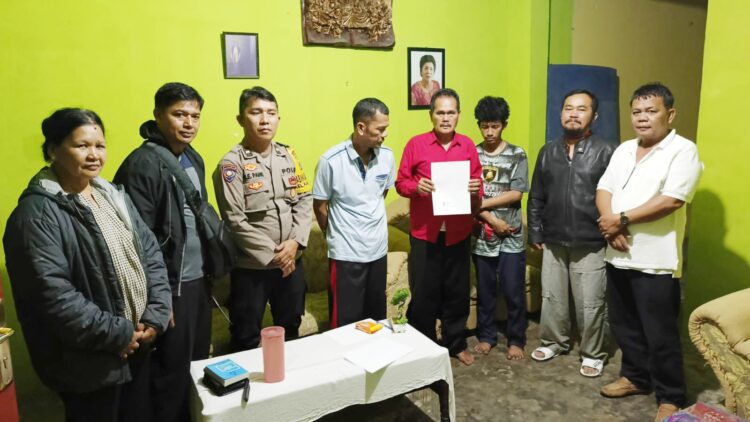 piket SPKT dan Bhabinkamtibmas Kelurahan Kahean AIPDA H.E Pane problem solving Perkara Pencurian Tabung Gas