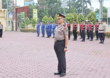 Kasi Humas Polres Tanjung Balai Ahmad Dahlan Panjaitan menerima kenaikan pangkat jadi Kompol