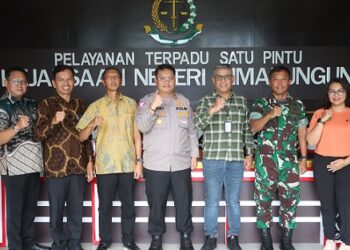 Kapolres Simalungun AKBP Choky Sentosa Meliala, S.I.K, S.H, M.H menggelar kegiatan silaturahmi bersama unsur Forum Koordinasi Pimpinan Daerah (Forkopimda) Kabupaten Simalungun.