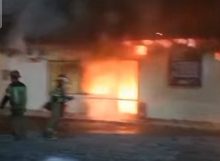 Ruang Kerja Intelkam Dan Provos Polsek Helvetia Terbakar. (Foto Ist)