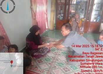 apolsek Tanah Jawa, Kompol Asmon Bufitra, S.H., M.H diwakili Kanit Intel AKP Haposan Napitu menyampaikan belasungkawa atas meninggalnya suami PHL Intel Ibu Sella Manik