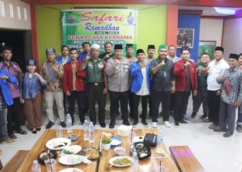 Kapolres Simalungun AKBP Choky Sentosa Meliala, S.I.K., S.H., M.H., menggelar Buka Puasa bersama Elemen Mahasiswa se-Kabupaten Simalungun yang tergabung dalam Kelompok Cipayung Plus
