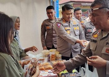 Kapolres Simalungun AKBP Choky Sentosa Meliala, S.I.K., S.H., M.H pimpin penggelatan kegiatan Bazar Ramadhan Polri Presisi dan Baksos Ramadhan Bhayangkari 2025