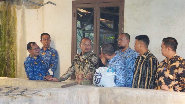Walikota Tanjung Balai Mahyaruddin Salim sidak ke Kantor Dinas Perikanan