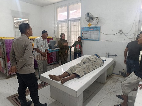 Jenajah Hanafih alias Koang diruangan jenajah RSUD Tanjung Balai